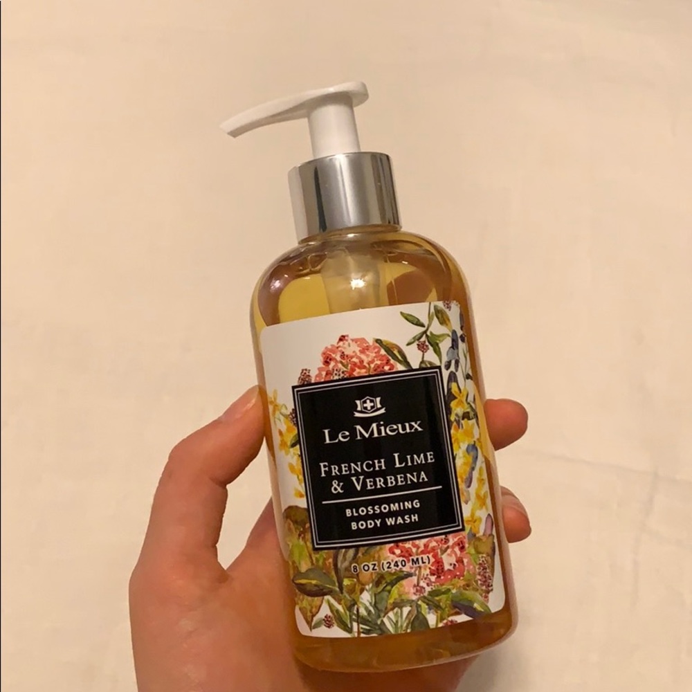 Brand new Le Mieux body wash